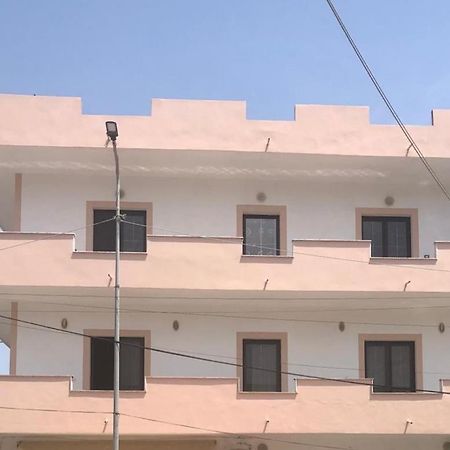 Casa Intera La Paghi Come Una Camera The Home With The Price Of A Room Durrës Eksteriør billede